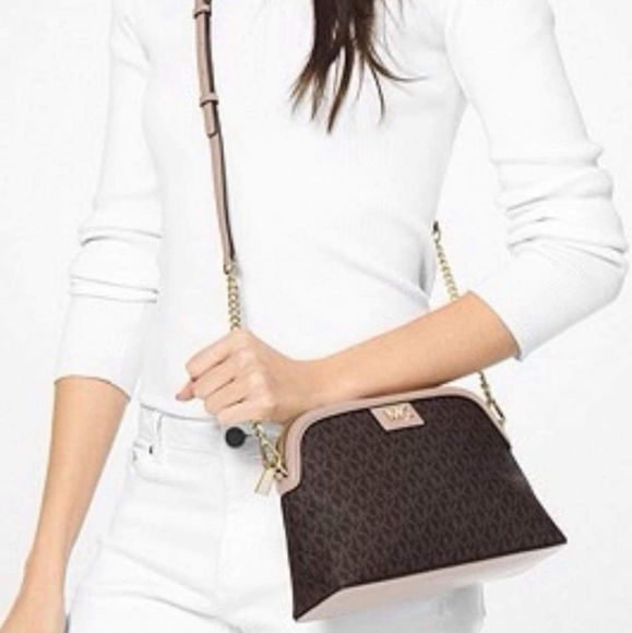 Mott - Picture 1 of 1